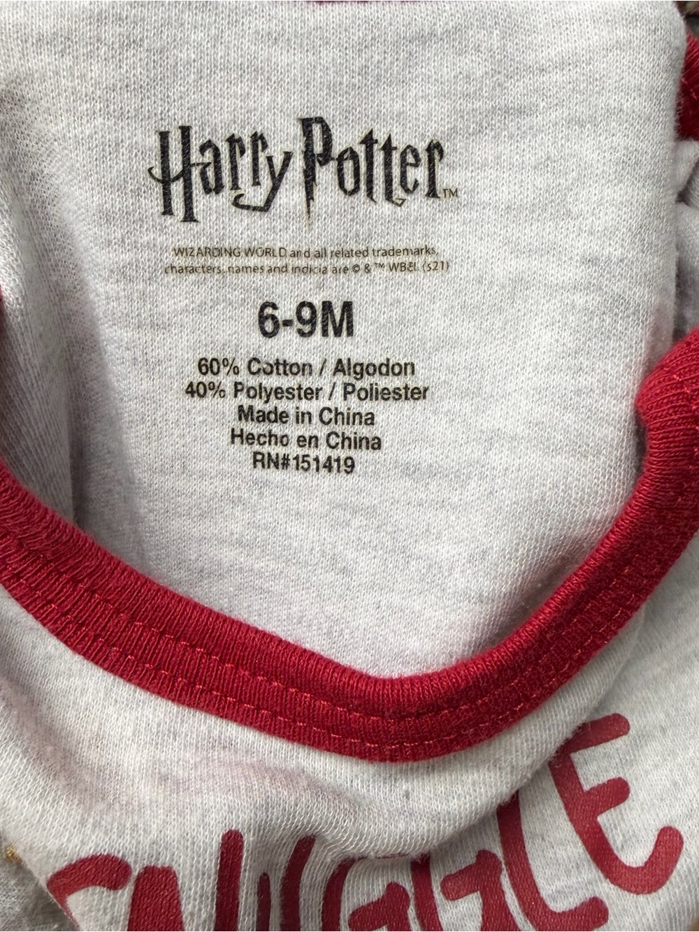 Red & Heather Gray "Snuggle This Muggle" Baby One-Piece Bodysuit - Picture 3 of 3